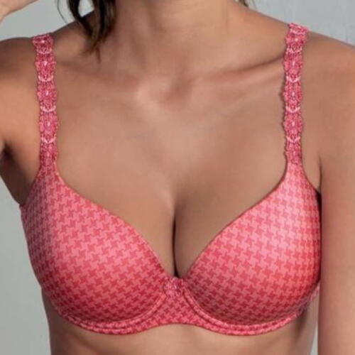 Rosa Faia pre-shaped bras at a discount online at Dutch Designers