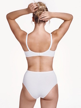 Lisca Manja white wireless bra