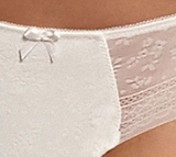 Rosa Faia Fleur ivory thong