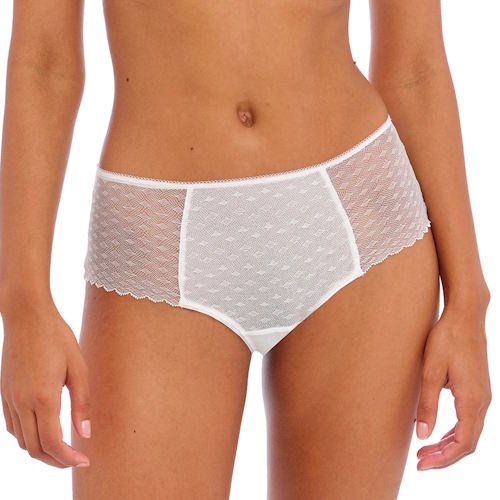 Freya Signature white short