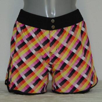 Shiwi Triangled Yellow/Pink Beach Short Shiwi Triangled Yellow/Pink Beach Short